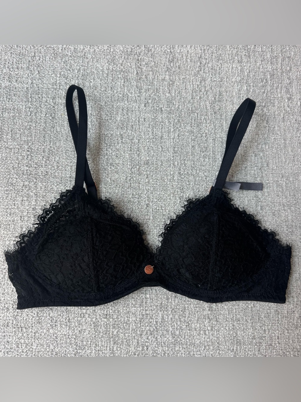 NWT Aerie Wireless Black Lace Push Up Bra Size 32A